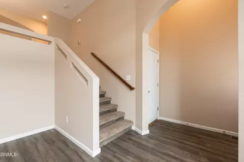 Entry Way - 3207 Kenner Loop, Bismarck, ND 58504 photo 2 of 6