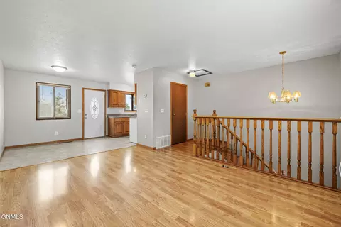 Living - 1216 Ridge Ct, Williston, ND 58801 photo 1 of 2