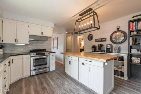 Kitchen - 308 W Boulevard Ave W, Bismarck, ND 58501 photo 2 of 3