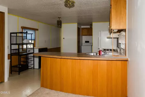 Kitchen - 1212 7th Ave SE, Mandan, ND 58554 photo 4 of 4