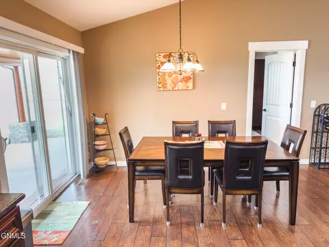 Dining - 14718 Lambert St, Williston, ND 58801 photo 1 of 1