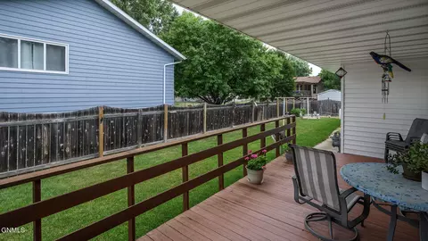 Exterior - 3226 Devon Dr, Bismarck, ND 58504 photo 4 of 6