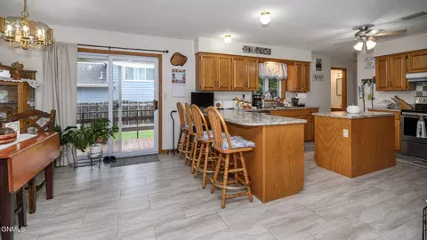Kitchen - 3226 Devon Dr, Bismarck, ND 58504 photo 5 of 5