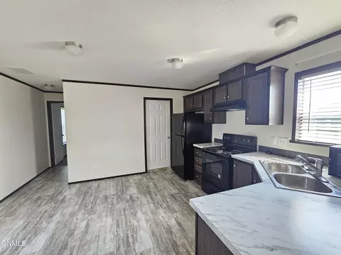 Kitchen - 714 27th St W, Williston, ND 58801 photo 3 of 3