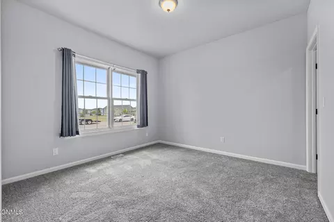 Bedroom - 3336 Wheat Ridge St, Williston, ND 58801 photo 3 of 3