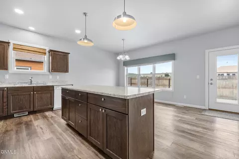 Kitchen - 3336 Wheat Ridge St, Williston, ND 58801 photo 3 of 3