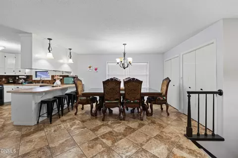 Dining - 720 11th St W, Williston, ND 58801 photo 1 of 4