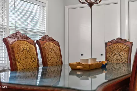Dining - 720 11th St W, Williston, ND 58801 photo 4 of 4