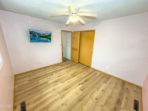Bedroom - 107 18th St E, Williston, ND 58801 photo 3 of 8