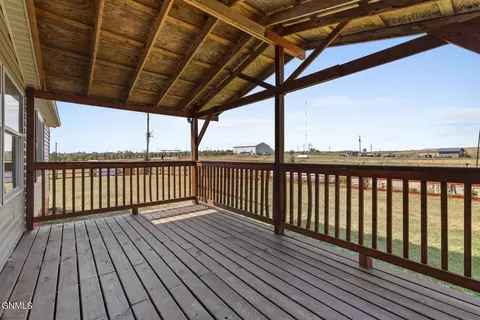 Exterior - 4980 148th Ave NW, Williston, ND 58801 photo 6 of 14