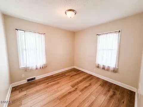 Bedroom - 812 3rd Ave E, Williston, ND 58801 photo 2 of 3