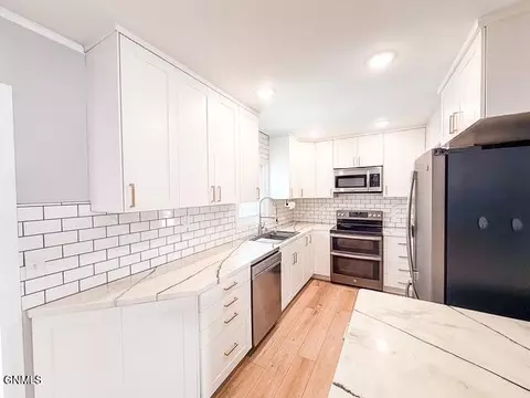 Kitchen - 812 3rd Ave E, Williston, ND 58801 photo 1 of 4
