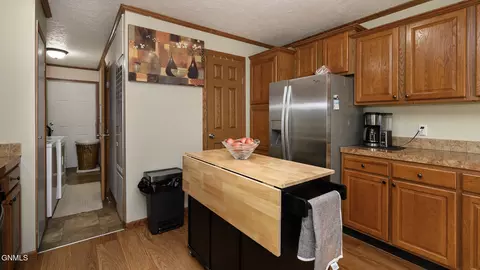 Kitchen - 2500 Centennial Rd, Bismarck, ND 58503 photo 4 of 4