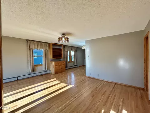 Living - 424 2nd St E, Hunter, ND 58048 photo 1 of 8