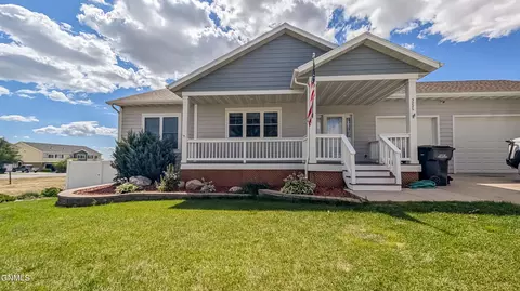 Exterior - 3225 Prairie Commons St, Williston, ND 58801 photo 3 of 12