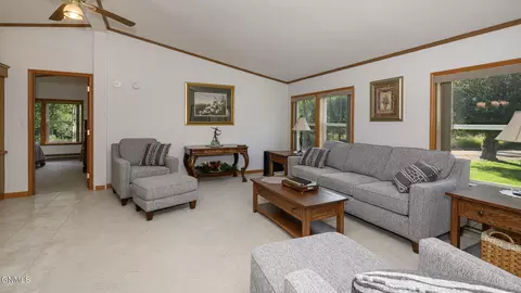 Living - 1201 22s Ave SW, Washburn, ND 58577 photo 6 of 8