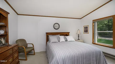 Bedroom - 1201 22s Ave SW, Washburn, ND 58577 photo 10 of 12