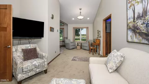 Living - 1201 22s Ave SW, Washburn, ND 58577 photo 2 of 8