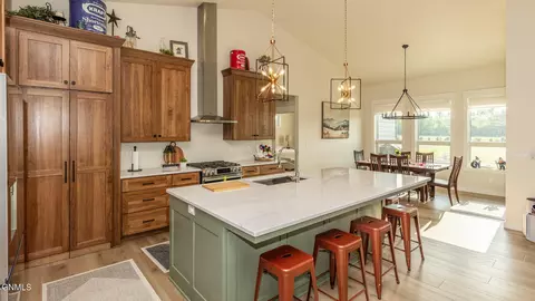 Kitchen - 6717 Selland Loop, Bismarck, ND 58503 photo 1 of 8
