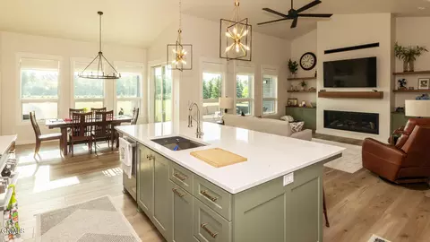 Kitchen - 6717 Selland Loop, Bismarck, ND 58503 photo 8 of 8