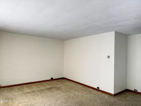 Living - 609 14th Ave W, Williston, ND 58801 photo 1 of 2
