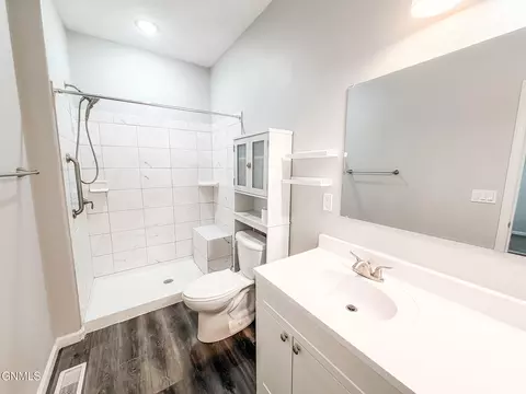Bath - 3739 Orange Willow St, Williston, ND 58801 photo 2 of 5