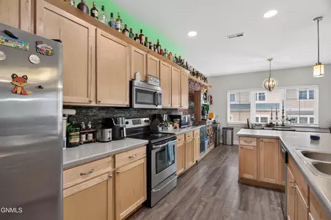 Kitchen - 2803 28th St W, Williston, ND 58801 photo 2 of 2