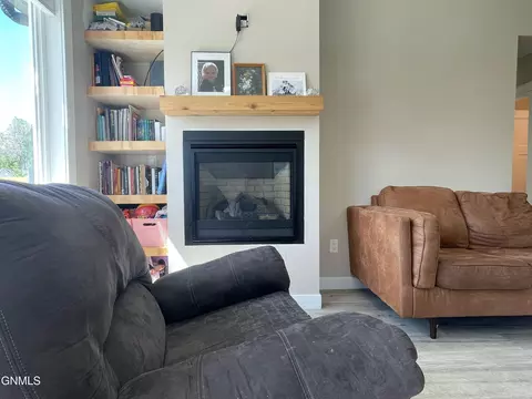 Living - 717 721 4th Ave W, Williston, ND 58801 photo 2 of 2