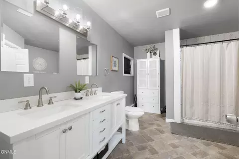 Bath - 120 Adeline Dr, Stanley, ND 58784 photo 2 of 3
