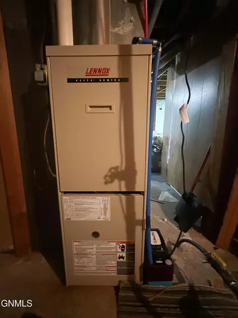 Other - 402 4th Ave SW, Steele, ND 58482 photo 16 of 23