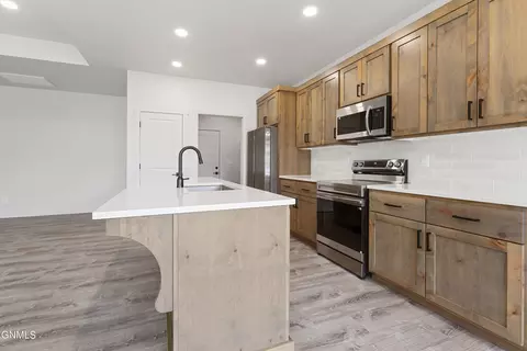 Kitchen - 3321 35th St W, Williston, ND 58801 photo 3 of 3