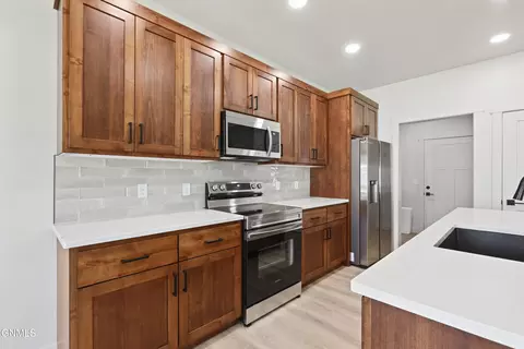 Kitchen - 3330 34th St W, Williston, ND 58801 photo 1 of 3