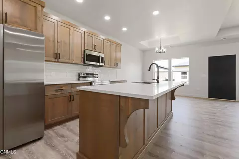 Kitchen - 3326 34th St W, Williston, ND 58801 photo 1 of 2