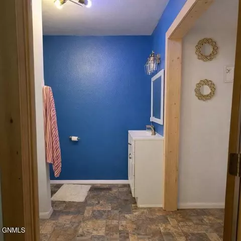 220 2nd Ave E, Mobridge, SD 57601 photo 8