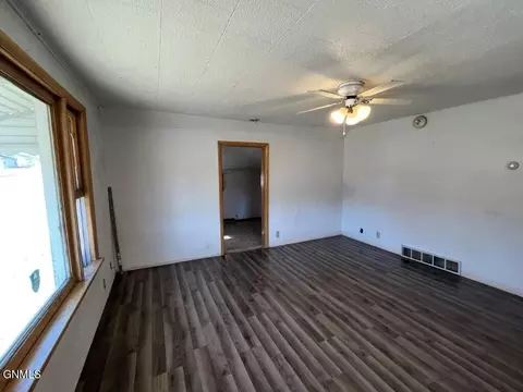 Living - 710 3rd Ave E, Mobridge, SD 57601 photo 3 of 3