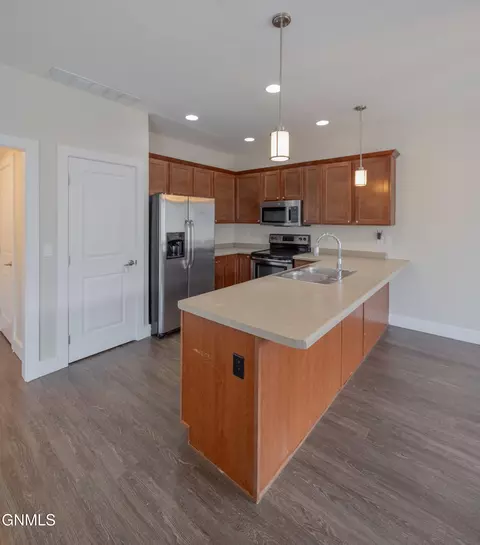 Kitchen - 2809 28th St W, Williston, ND 58801 photo 1 of 1