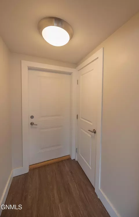Entry Way - 2809 28th St W, Williston, ND 58801 photo 1 of 3