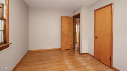 Bedroom - 304 8th St NW, Mandan, ND 58554 photo 4 of 4