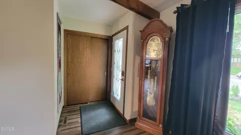 Entry Way - 103 Redstone Dr, Bismarck, ND 58503 photo 2 of 15