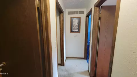 Entry Way - 103 Redstone Dr, Bismarck, ND 58503 photo 11 of 15