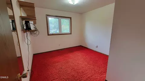 Bedroom - 103 Redstone Dr, Bismarck, ND 58503 photo 1 of 8