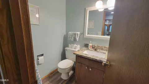 Bath - 103 Redstone Dr, Bismarck, ND 58503 photo 1 of 4