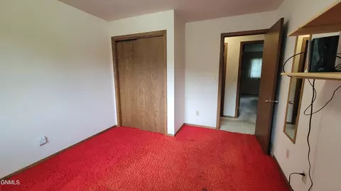 Bedroom - 103 Redstone Dr, Bismarck, ND 58503 photo 2 of 8