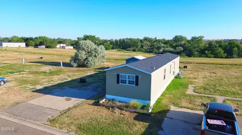 View/Area - 5112 16th Ave W, Williston, ND 58801 photo 4 of 4