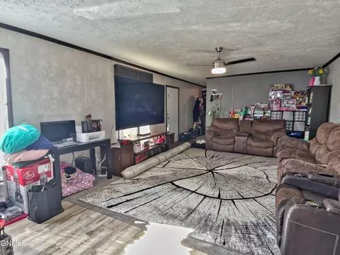 Living - 5112 16th Ave W, Williston, ND 58801 photo 2 of 5
