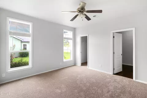 Bedroom - 801 40th St E, Williston, ND 58801 photo 1 of 4