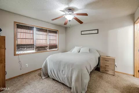 Bedroom - 6260 28th Ave SE, Lincoln, ND 58504 photo 1 of 7