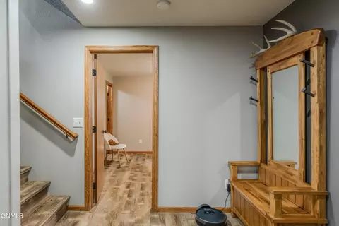 Entry Way - 6260 28th Ave SE, Lincoln, ND 58504 photo 4 of 5