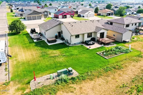 View/Area - 6260 28th Ave SE, Lincoln, ND 58504 photo 2 of 2