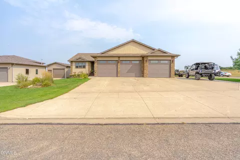 Exterior - 6260 28th Ave SE, Lincoln, ND 58504 photo 11 of 12
